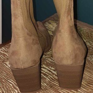 Ophelia Roe Tan Boots - Size 10